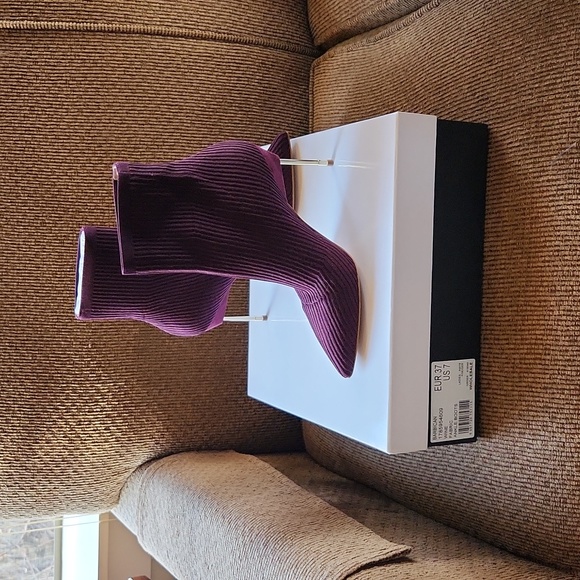 Kurt Geiger - Picture 3 of 3